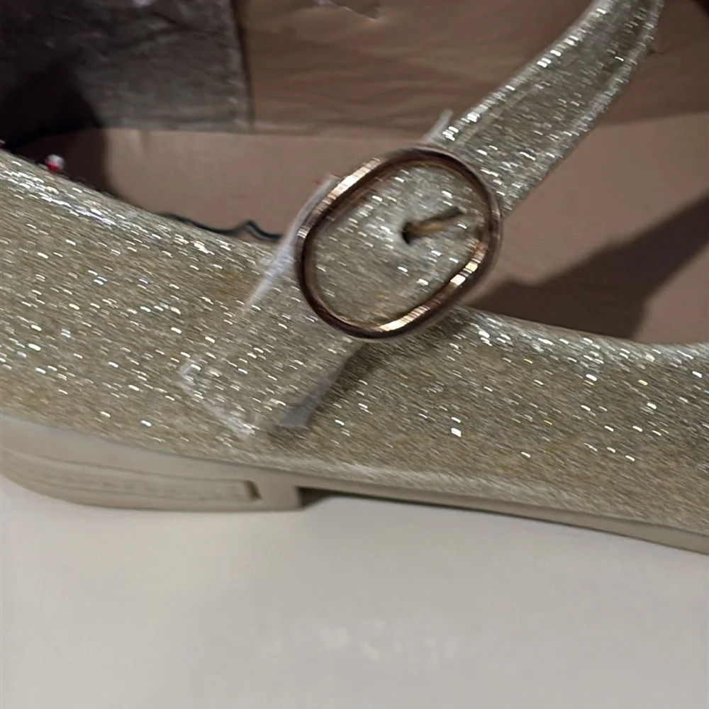 Pipperdoodles by Pip Squeak’s Boutique Sparkly Gold Bow Shoes